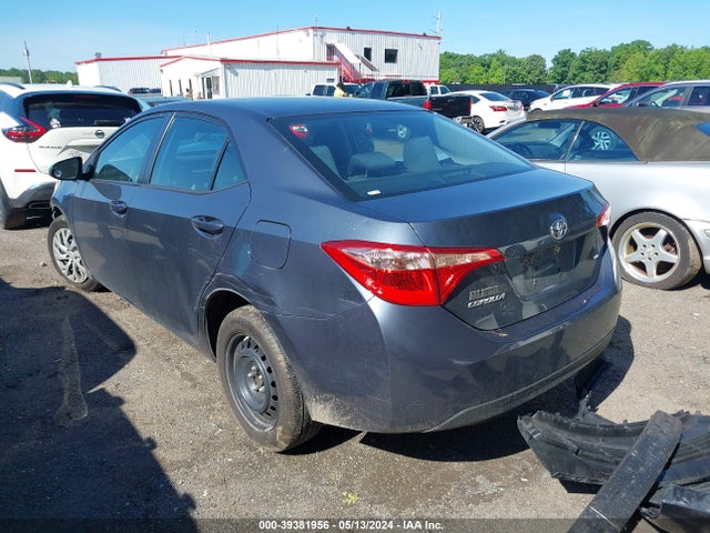 Toyota COROLLA LE 2018 2T1BURHE0JC991774 Image 3