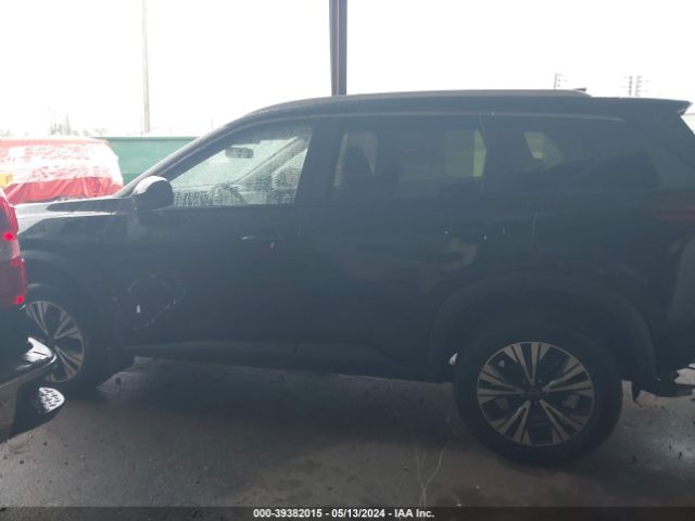 JN8BT3BA4PW426115 Nissan Rogue Sv Fwd
