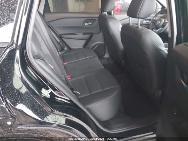 JN8BT3BA4PW426115 Nissan Rogue Sv Fwd