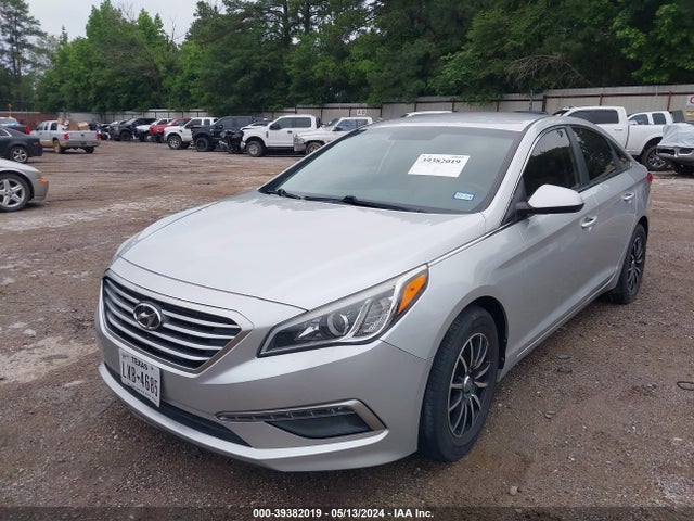 Hyundai SONATA SE 2015 5NPE24AF3FH007496 Image 2