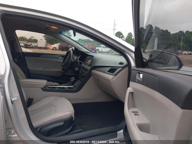 Hyundai SONATA SE 2015 5NPE24AF3FH007496 Image 5