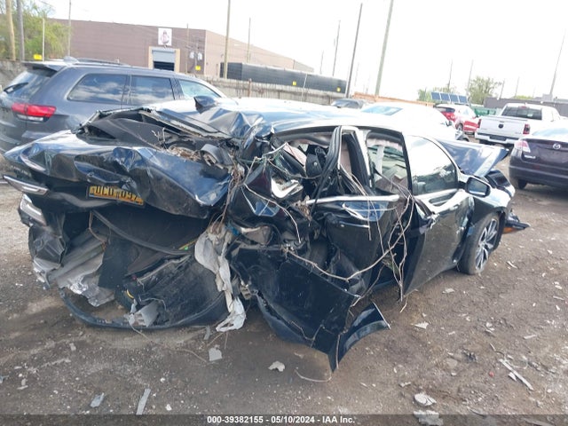 Chevrolet MALIBU LT 2018 1G1ZD5ST9JF271369 Image 4