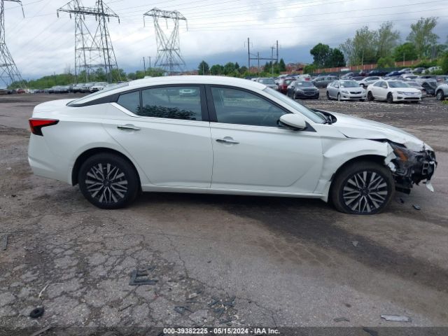 1N4BL4DW5PN420992 Nissan Altima Sv Intelligent Awd