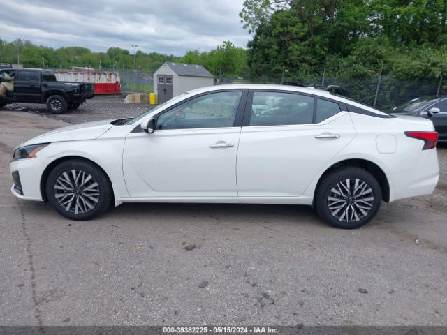 1N4BL4DW5PN420992 Nissan Altima Sv Intelligent Awd