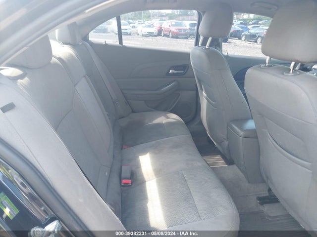 1G11B5SLXFS308018 Chevrolet Malibu