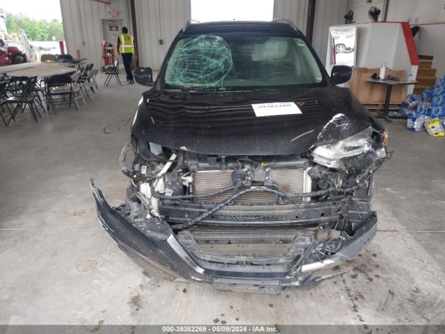 KNMAT2MV7KP501149 Nissan ROGUE SV