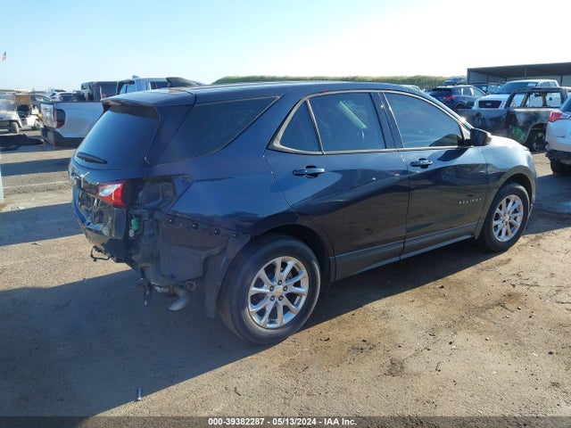 Chevrolet EQUINOX LS 2018 3GNAXHEV4JS543811 Image 4