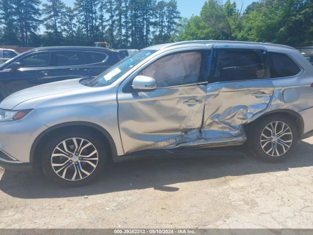 JA4AD3A36JZ000322 Mitsubishi Outlander Sel