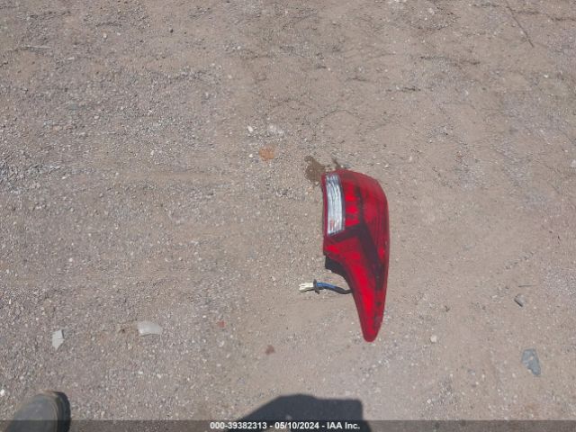 JA4AD3A36JZ000322 Mitsubishi Outlander Sel