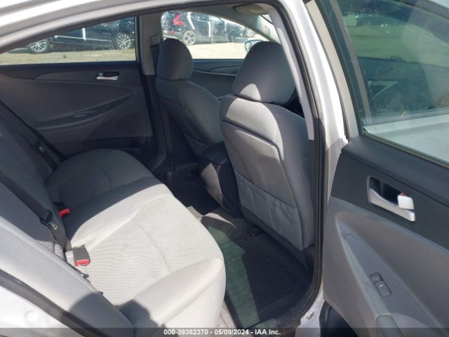 5NPEB4AC3EH818980 Hyundai SONATA GLS