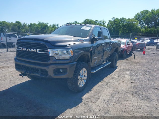 3C6UR5DL8MG695152 RAM 2500 Big Horn  4x4 6'4 Box