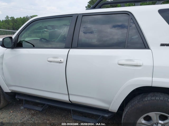 Toyota 4RUNNER SR5 2021 JTEEU5JRXM5238110 Image 14