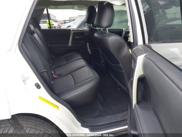 Toyota 4RUNNER SR5 2021 JTEEU5JRXM5238110 Image 8