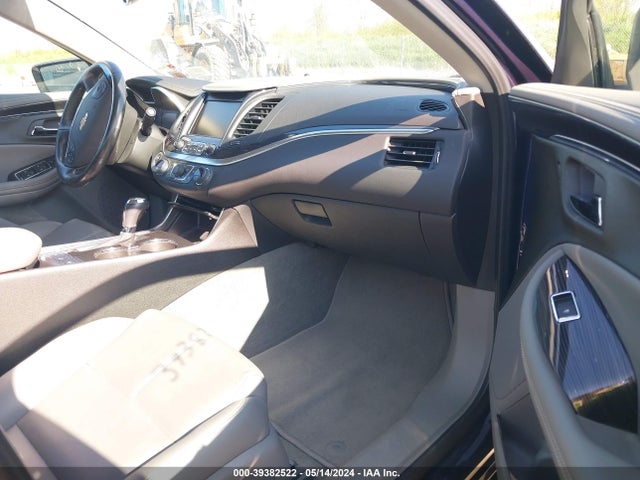 Chevrolet IMPALA 1LT 2018 2G1105S33J9170362 Image 5