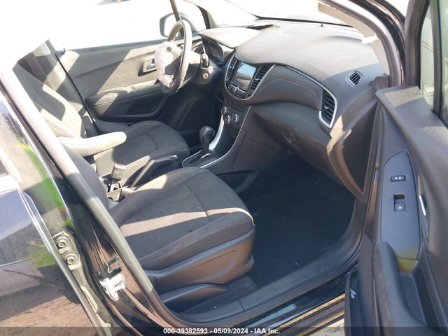 Chevrolet TRAX LS 2017 3GNCJKSB6HL274328 Image 5