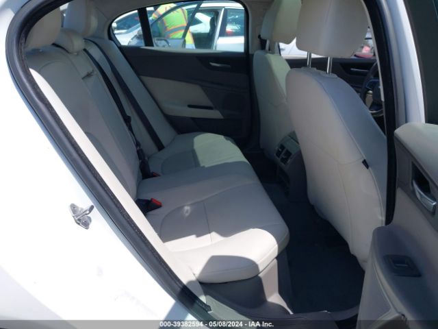 SAJAD4BG9HA971225 Jaguar Xe 25t Premium