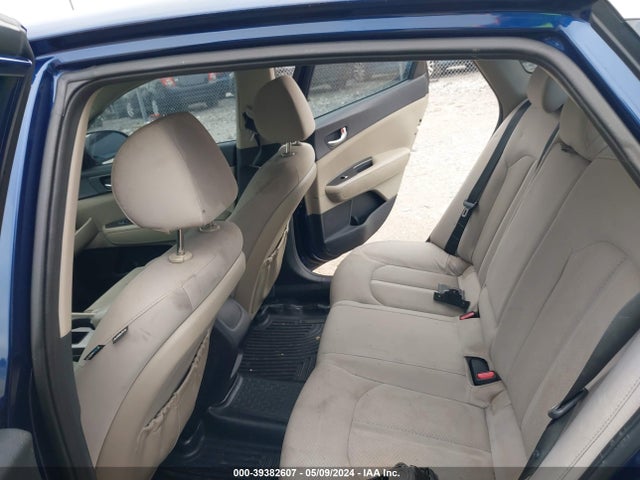 KIA Optima Lx 2016 5XXGT4L37GG076844 Image 8