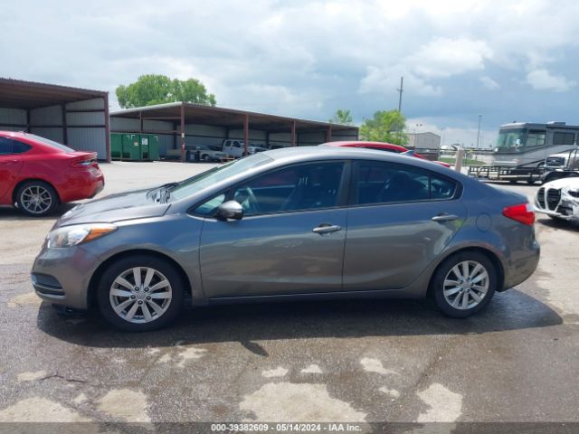 KNAFX4A67G5608513 KIA FORTE LX
