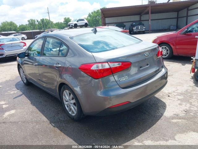 KNAFX4A67G5608513 KIA FORTE LX