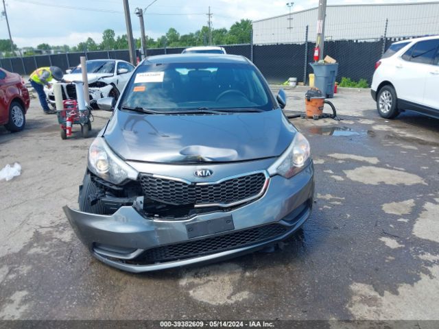 KNAFX4A67G5608513 KIA FORTE LX