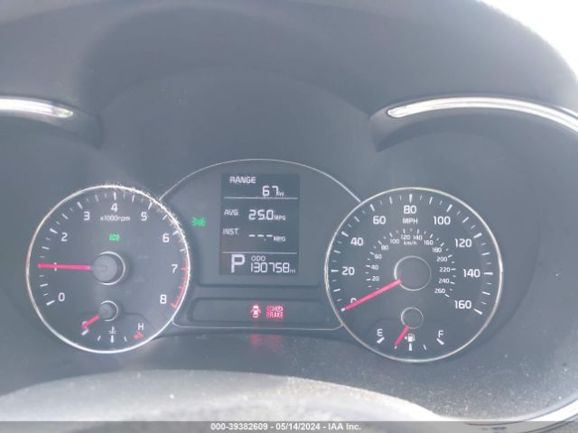 KNAFX4A67G5608513 KIA FORTE LX