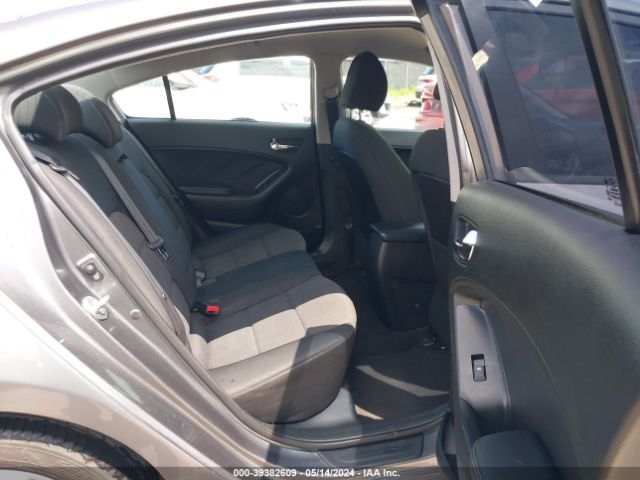 KNAFX4A67G5608513 KIA FORTE LX