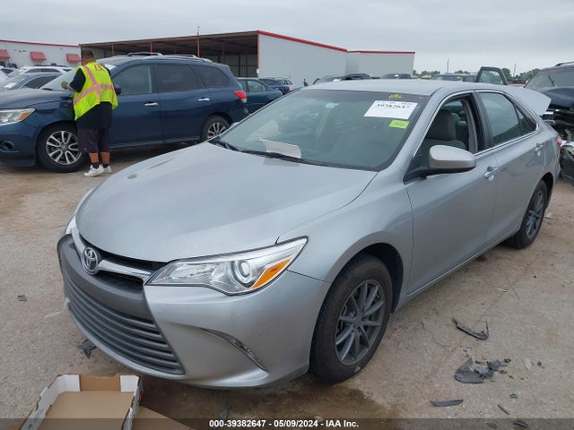 Toyota CAMRY LE 2017 4T1BF1FKXHU801007 Image 2