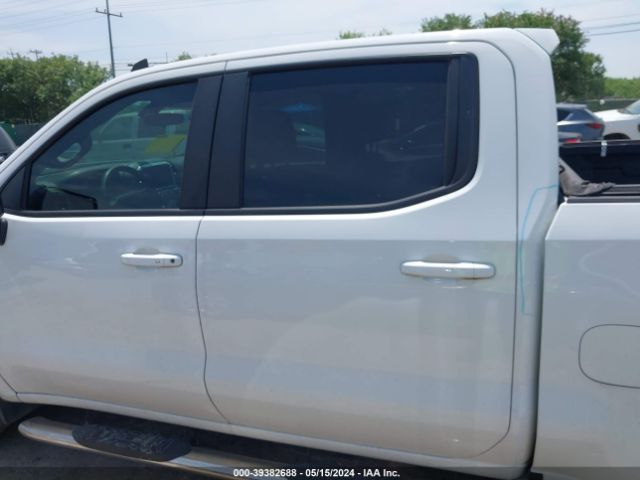 3GCUYEELXMG301323 Chevrolet Silverado 1500 4wd  Short Bed Rst