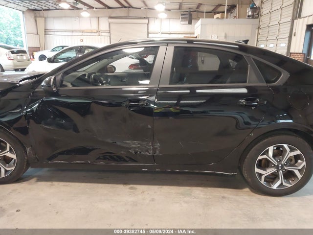KIA Forte Lxs 2021 3KPF24AD5ME266107 Image 14