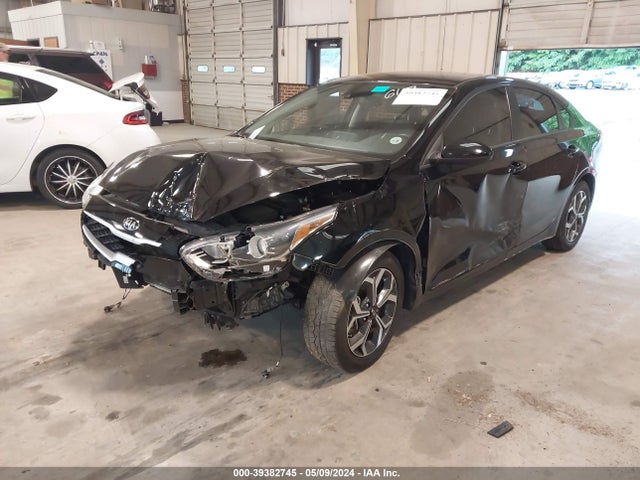 KIA Forte Lxs 2021 3KPF24AD5ME266107 Image 2