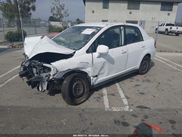 2011 Nissan Versa 1.8s მანქანა იყიდება აუქციონზე, vin: 3N1BC1AP5BL359676, აუქციონის ნომერი: 39382774