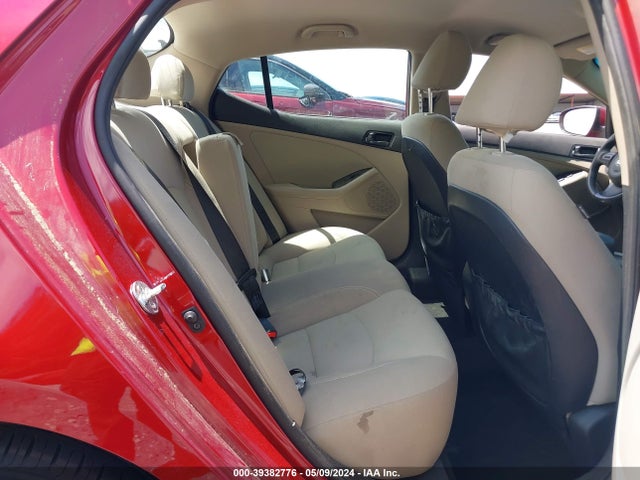 KIA Optima Lx 2014 5XXGM4A75EG268439 Image 8