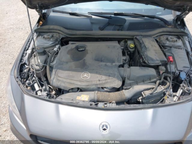 WDDSJ4EB9JN548158 Mercedes-Benz CLA 250