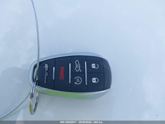 ZARFANAN0M7638976 Alfa Romeo Giulia Awd