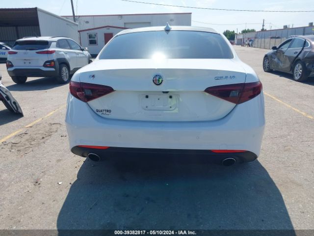 ZARFANAN0M7638976 Alfa Romeo Giulia Awd