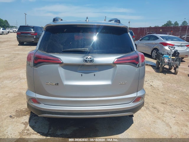 Toyota Rav4 Xle 2017 2T3WFREV1HW336474 Image 16
