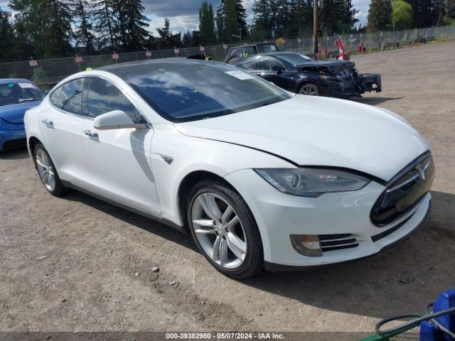 2013 Tesla Model S მანქანა იყიდება აუქციონზე, vin: 5YJSA1CGXDFP11071, აუქციონის ნომერი: 39382980
