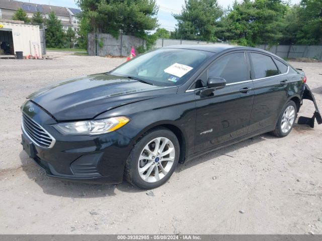 2019 FORD FUSION HYBRID 3FA6P0LU5KR157701 Photo 1