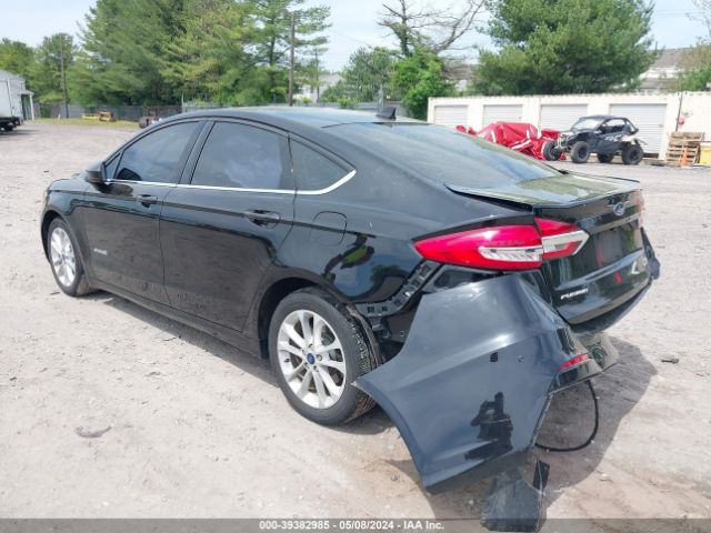 2019 FORD FUSION HYBRID 3FA6P0LU5KR157701 Photo 2