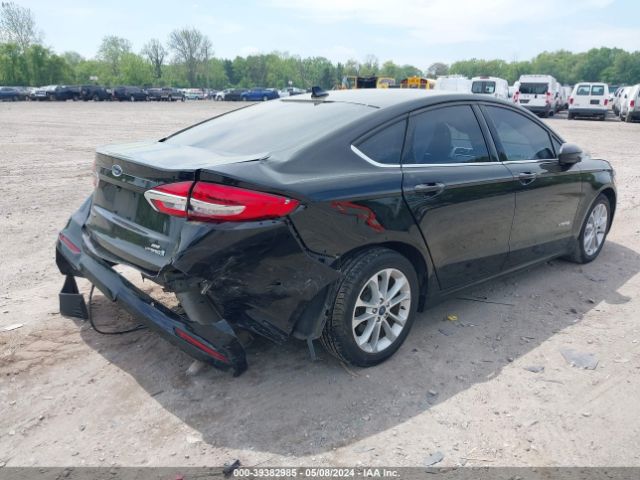 2019 FORD FUSION HYBRID 3FA6P0LU5KR157701 Photo 3