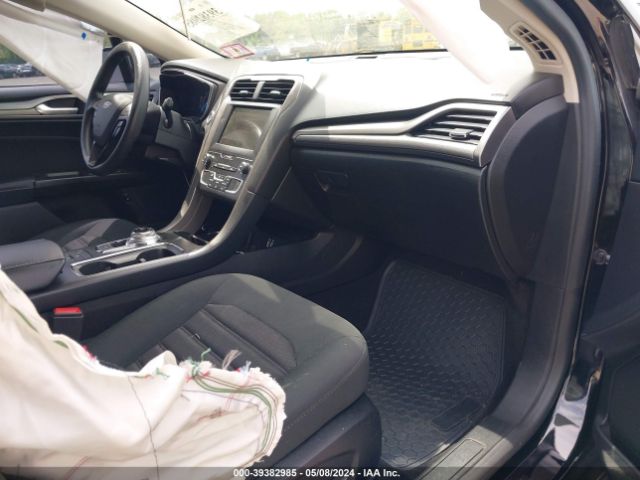 2019 FORD FUSION HYBRID 3FA6P0LU5KR157701 Photo 4