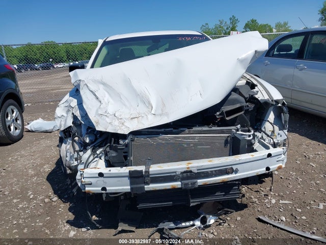 Ford TAURUS SE 2018 1FAHP2D86JG125013 Image 12