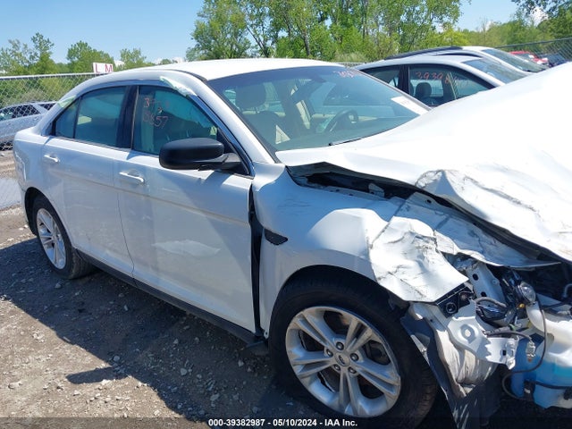 Ford TAURUS SE 2018 1FAHP2D86JG125013 Image 13