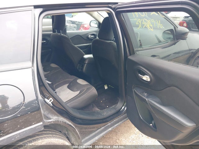 1C4PJMAS0GW327699 Jeep Cherokee Altitude