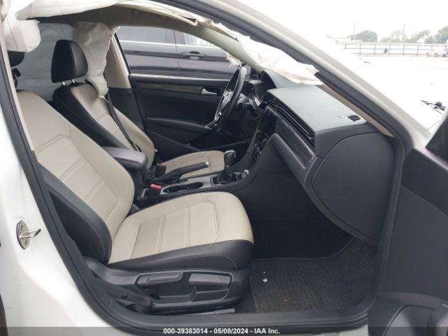 1VWMA7A37LC018155 Volkswagen Passat 2.0t R-line