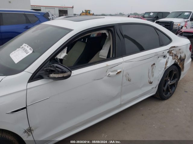 1VWMA7A37LC018155 Volkswagen Passat 2.0t R-line