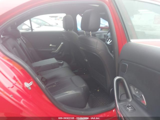 WDD3G4FBXKW021453 Mercedes-Benz A 220 4matic