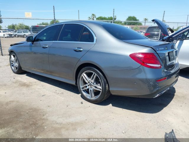 WDDZF4JBXHA255893 Mercedes-Benz E 300