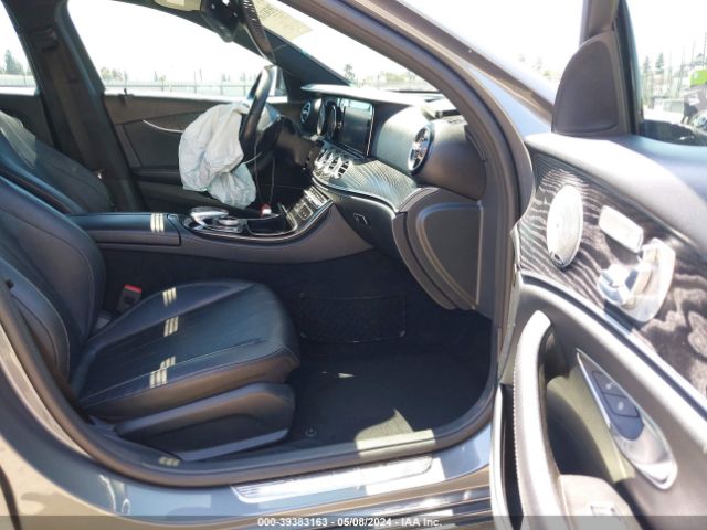 WDDZF4JBXHA255893 Mercedes-Benz E 300