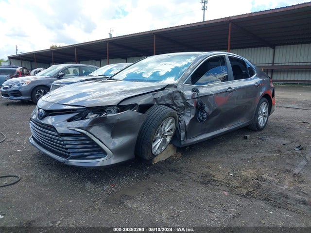 Toyota CAMRY LE 2021 4T1C11AK2MU561732 Image 2